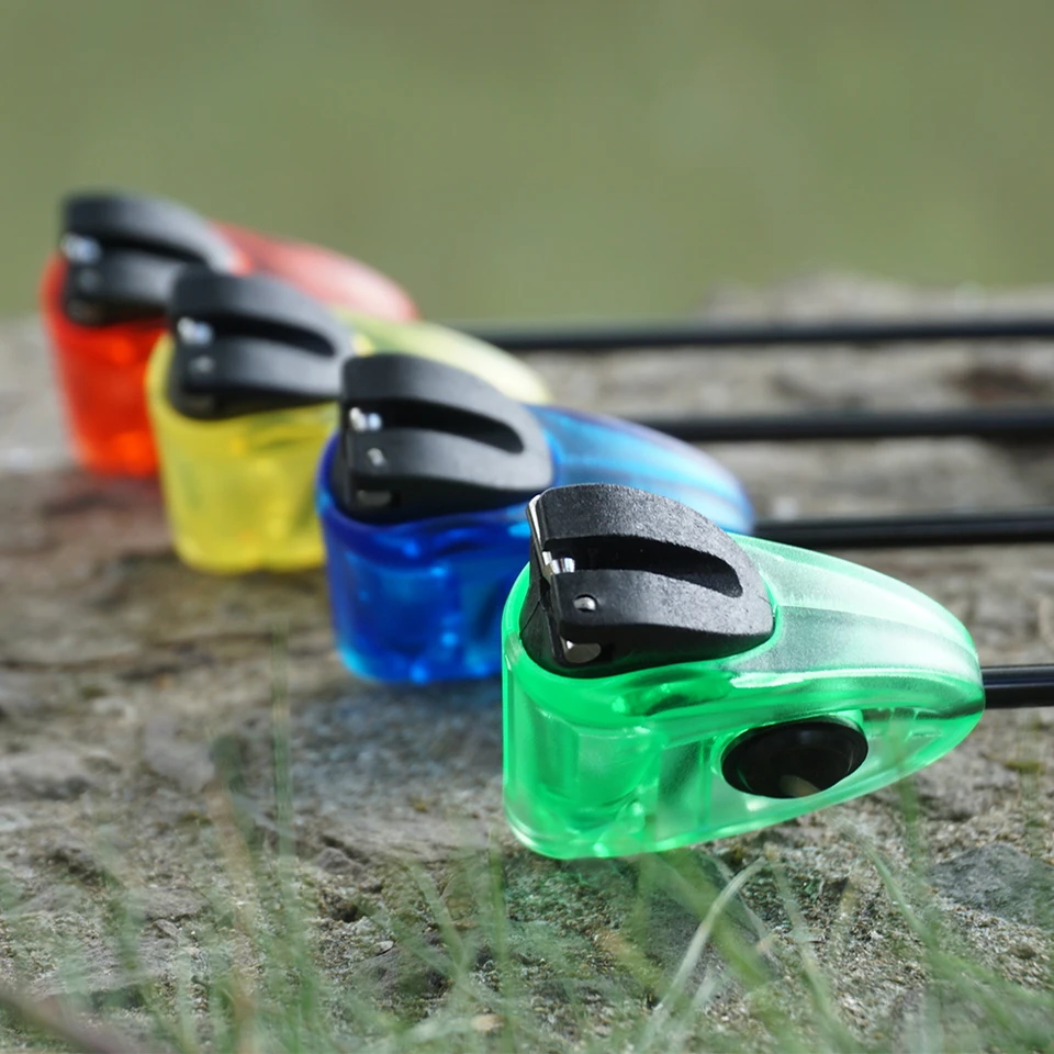 Dr.Fish 3pcs Bobines de pêche à la carpe Swingers Hangers Set 3/4 Drop Off Indicateurs lumineux LED Prise jack 2,5 mm pour détecteurs de touche dans