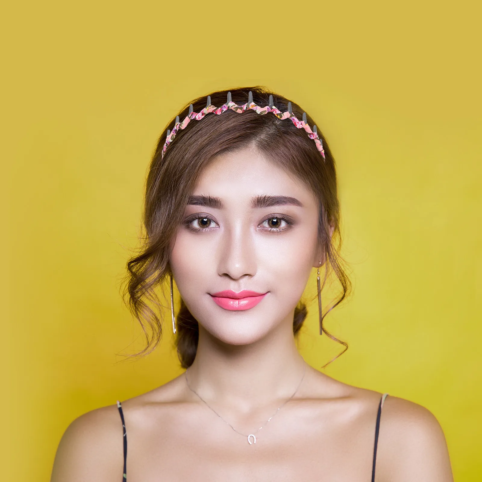 

9Pcs Sophisticated Women Hairbands Toothed Headbands Plastic Hair Hoops Exquisite Design for Parties Shows Haircut Decor Female