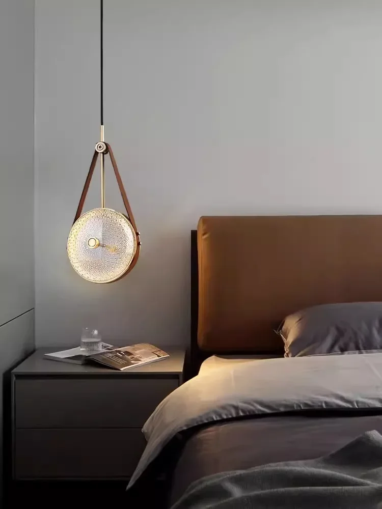 Retro postmoderne Ledergürtel LED Glas Decke Kronleuchter Aufhängung Leuchte Lampen Hängelampen Pendel leuchte für das Bett