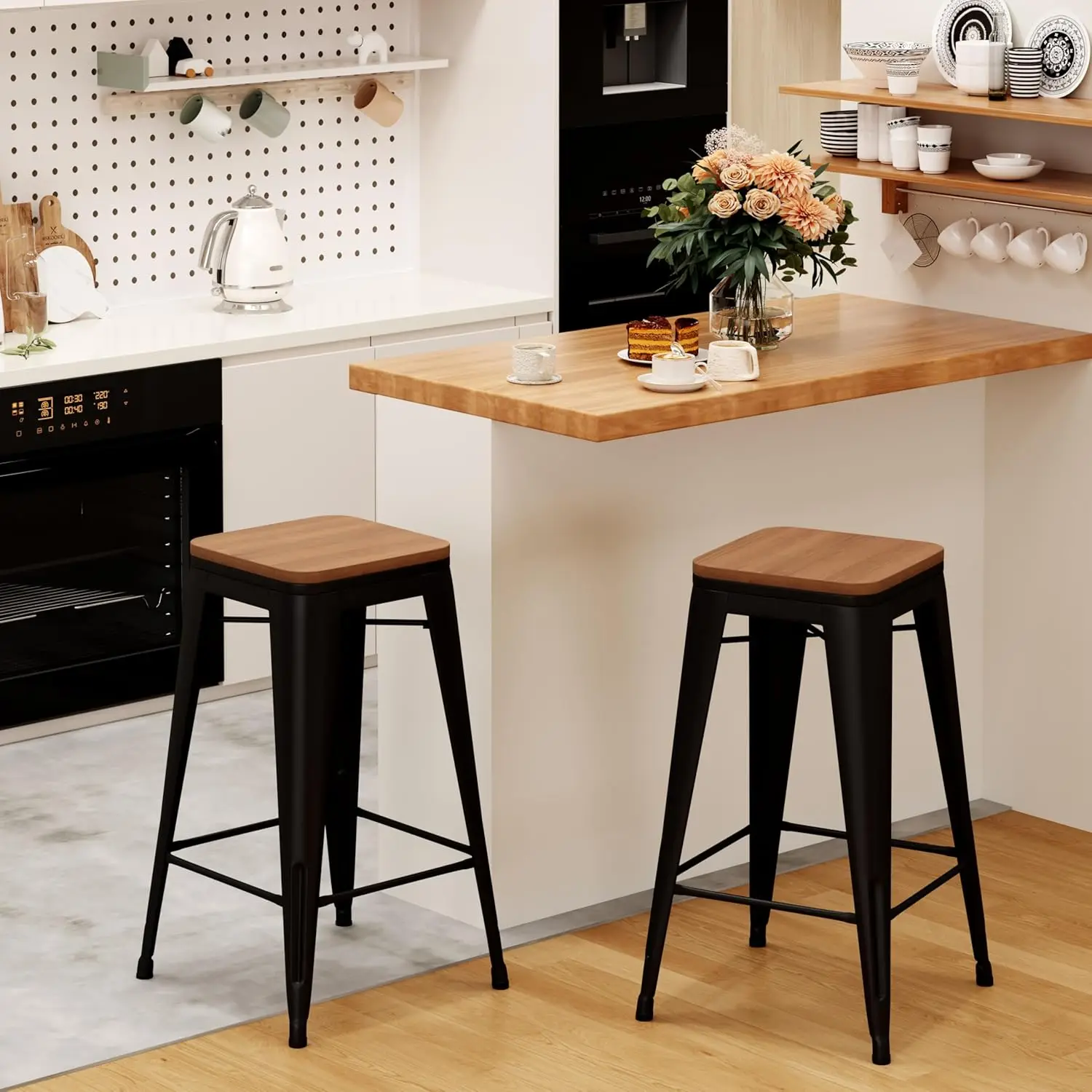 

Комплект из 2 штабелируемых металлических барных стульев в индустриальном стиле, без спинки, для барной стойки, с деревянными элементами, на заказ