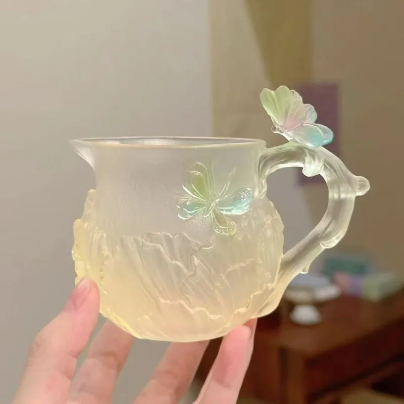 Fairy glazed fair cup, butterfly love flower ancient law glazed ice through gradual change butterfly fair cup, tabletop ornament