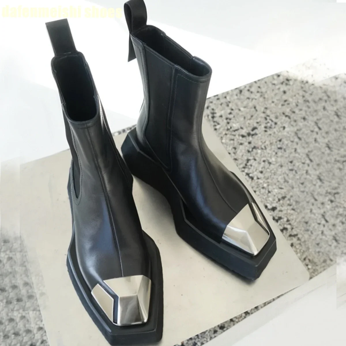 Metal Stitching Fashion Square Toe Boots 2026 Women\'s Style Thick Sole Motorcycle Style Slip On Short Boots Black Real Leather
