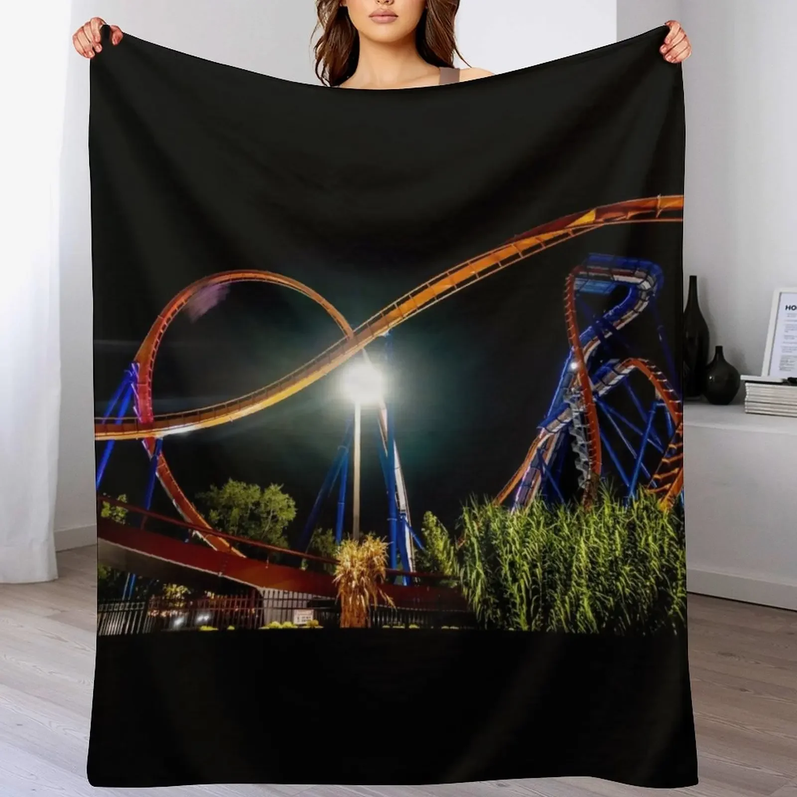 

Cedar Point Sandusky Ohio Valravn Roller Coaster - 2021 Throw Blanket Lightweight Warm Blanket for Travel Camping
