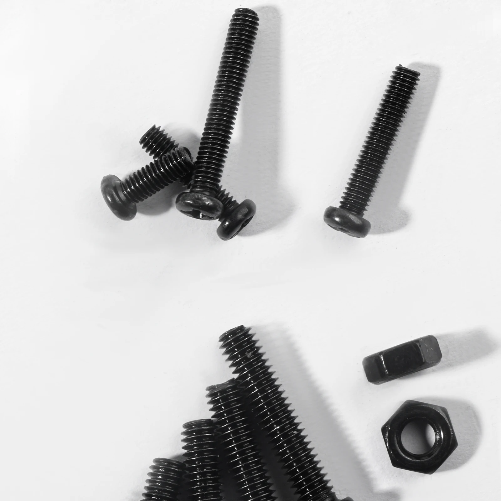 20-50Pcs M2 M3 M4 Black Carbon Steel Machine Screws Cross Phillips Round Pan Head Screw Bolt 4/6/8/10/12/16/20/25/30mm