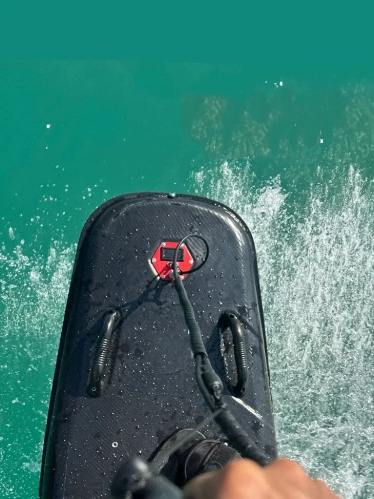 OEM High Quality Customized  Electric Surfboard Jet Surf Board Motorized Fast Water Jet Powered Surfboard