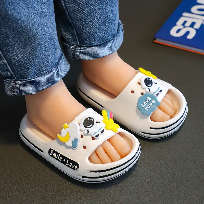 New Children Kids Baby Boys Girls Mules Clogs Summer Soft Sole Garden Beach Slippers Sandals Cave Hole Baby Shoes for Boys Girls