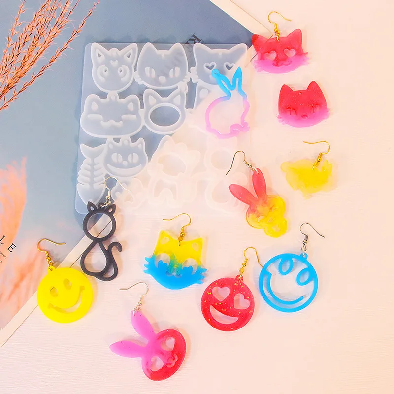 DiyCrystal Epoxy Facial Expression Bag Pendant Silicone Mold Cat Little Bunny Smiley Face Earrings During Hoping Mold