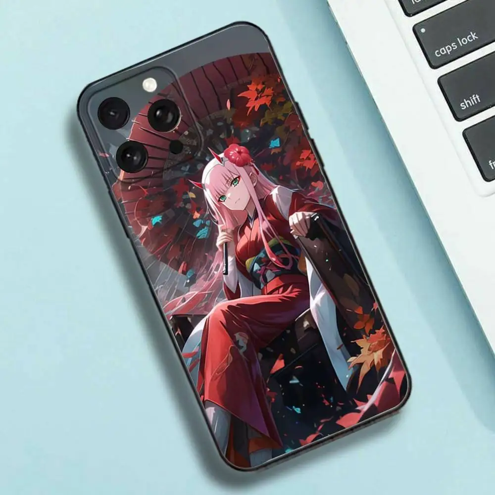 حافظة هاتف Zero Two Anime لهاتف iPhone 16e,16,15,14,13,12,11,Pro,X,XS,Max,XR,Plus,غطاء أسود ناعم صغير
