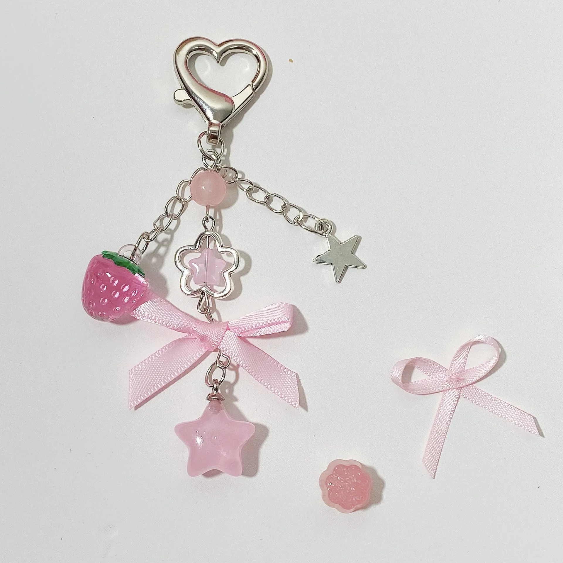 New Pink Five-pointed Star Girl Heart, Cute and Sweet Bag Pendant Strawberry Fruit Handmade Beaded Key Chains for Women