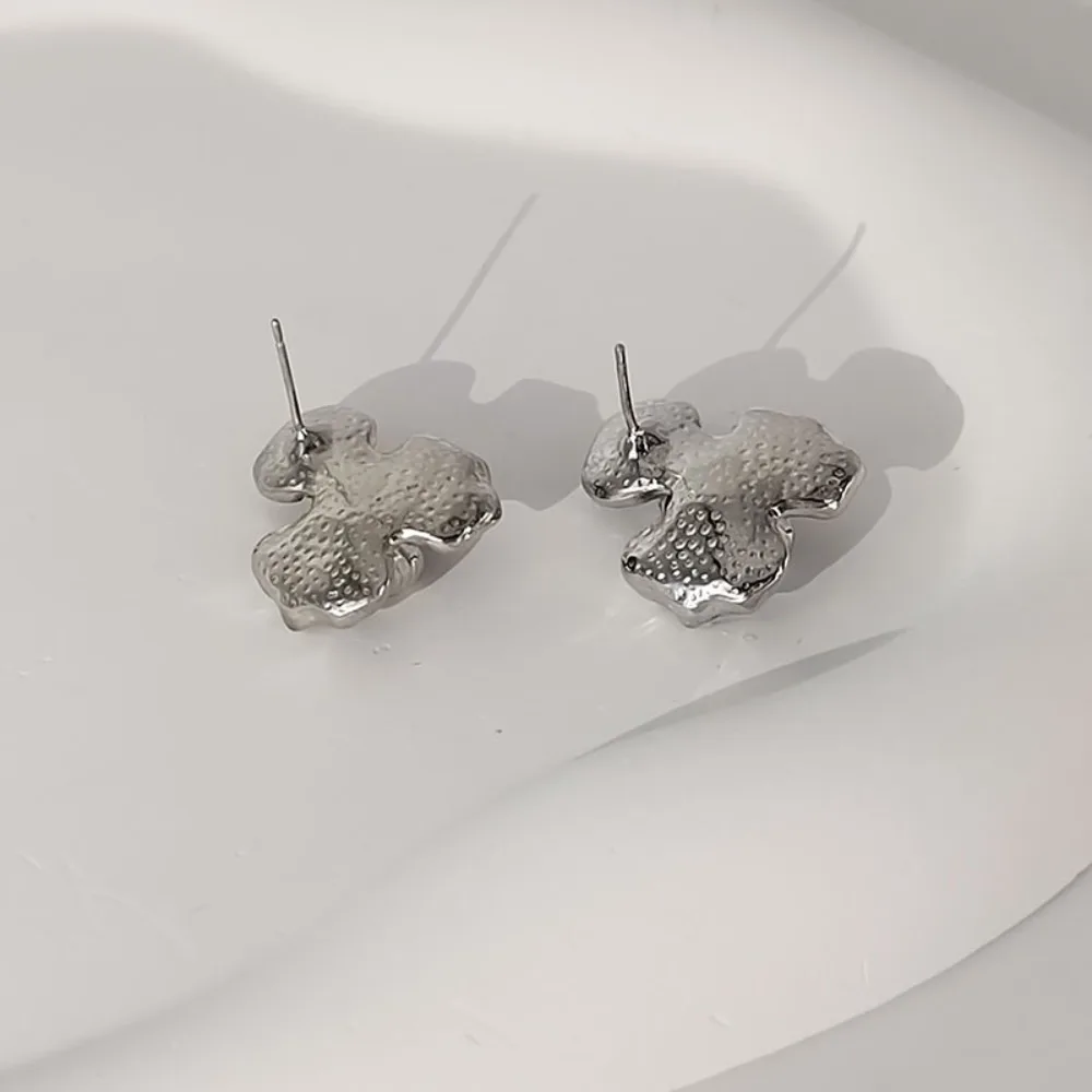 Delicate Alloy Charm Floral Earrings Electroplate Stereoscopic Earrings Iris Flower Earrings