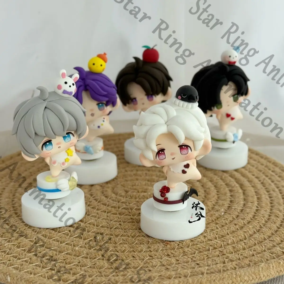 

Love and Deepspace Sylus Zayne Caleb Rafayel Xavier Garage Kits Double-layer Rotation Handmade Maumet Puppet Cospaly Cartoon