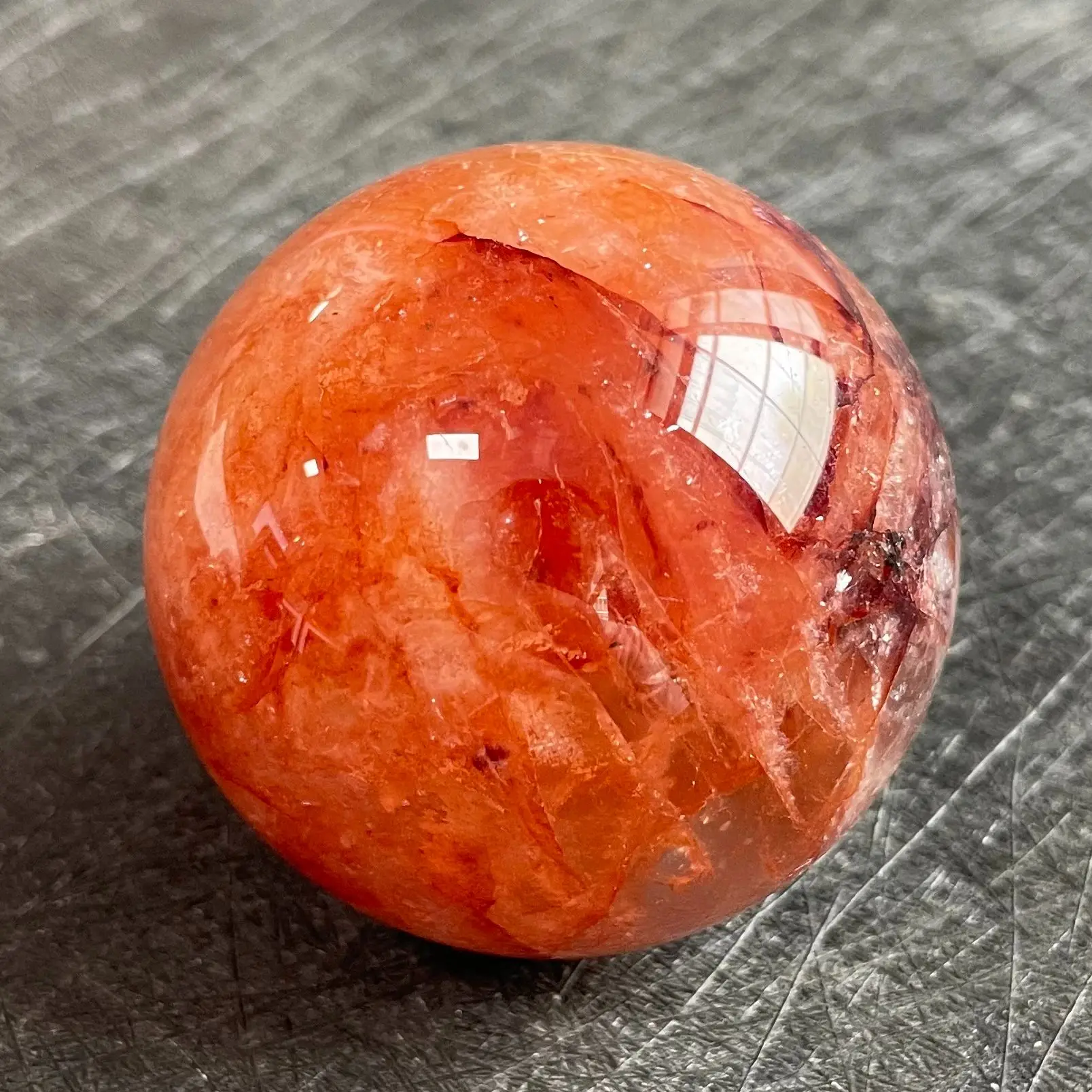 Boule de Clip Rouge Arc-en-ciel en Pierre Naturelle, Sphère de Quartz Clair, Décoration de Roche Rugueuse, Guérison Polie, ZOil, 170g