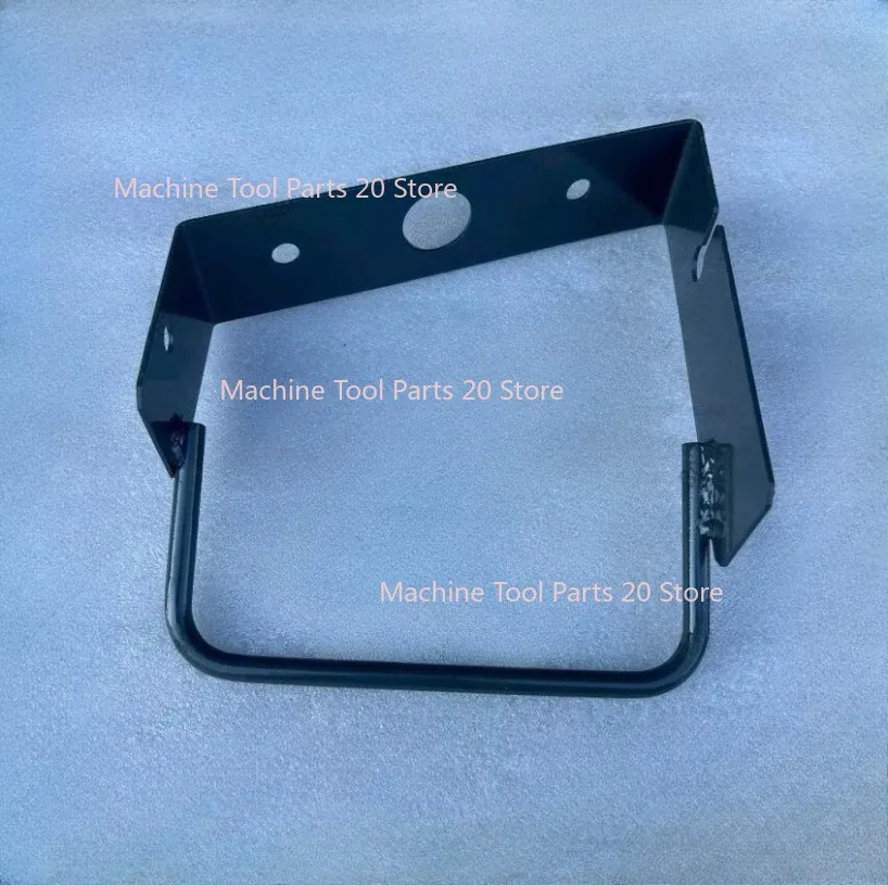 

1 шт. для погрузчика Komatsu C16: кронштейн передней фары 3EB-55-48110, 3EB-55-88120
