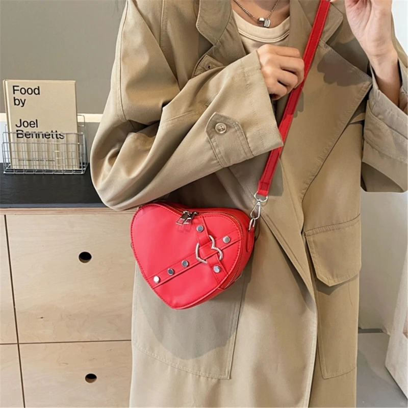 Stylish Women Heart Shape Shoulder Bag Y2K Girls Small Rivet Crossbody Bag Casual All-match PU Leather Handbag for Shopping Work