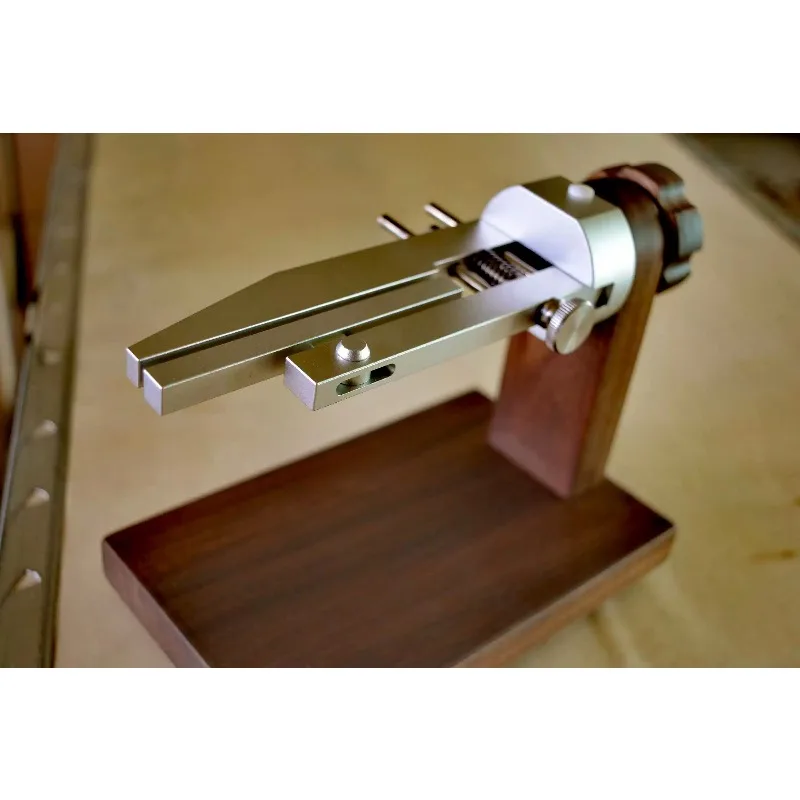 Heavy‑Duty Black Walnut Edge Oiling Clamp Auxiliary Clip Tool for Leather  Band   Handmade Strap Repair & Maintenance  1pcs