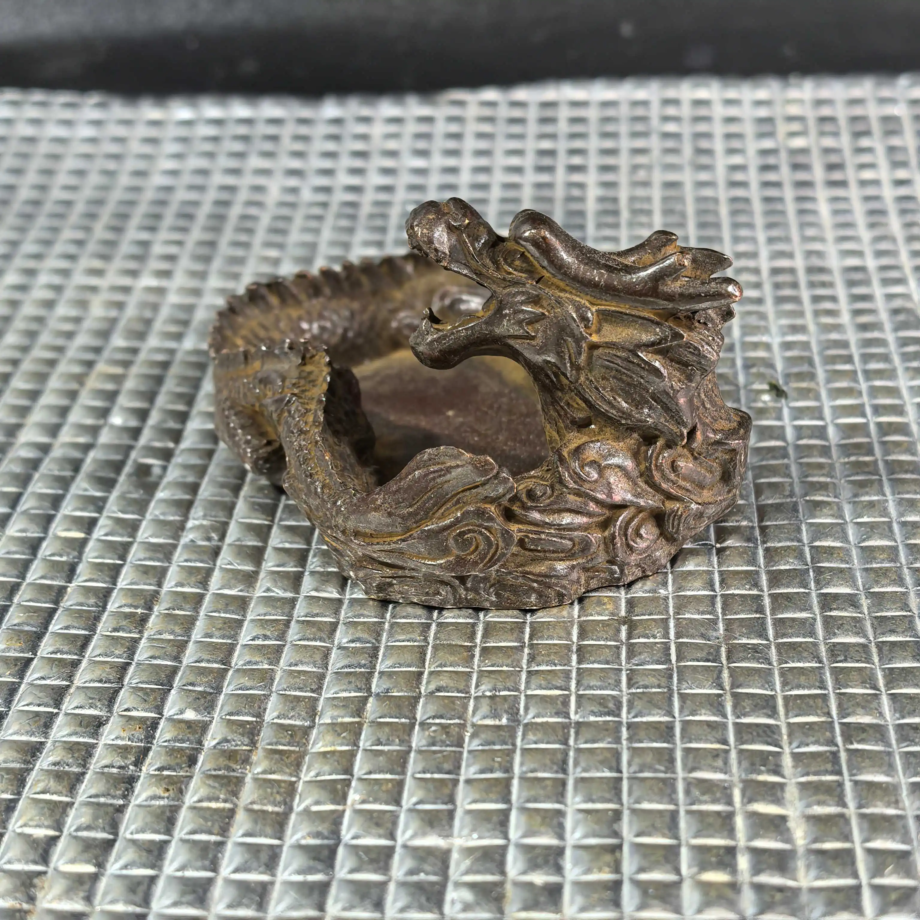 China Retro Bronze Micro-Carving Study Room 12 Zodiac Dragon Pen Wash Inkstone Home Desktop Decoration Collection