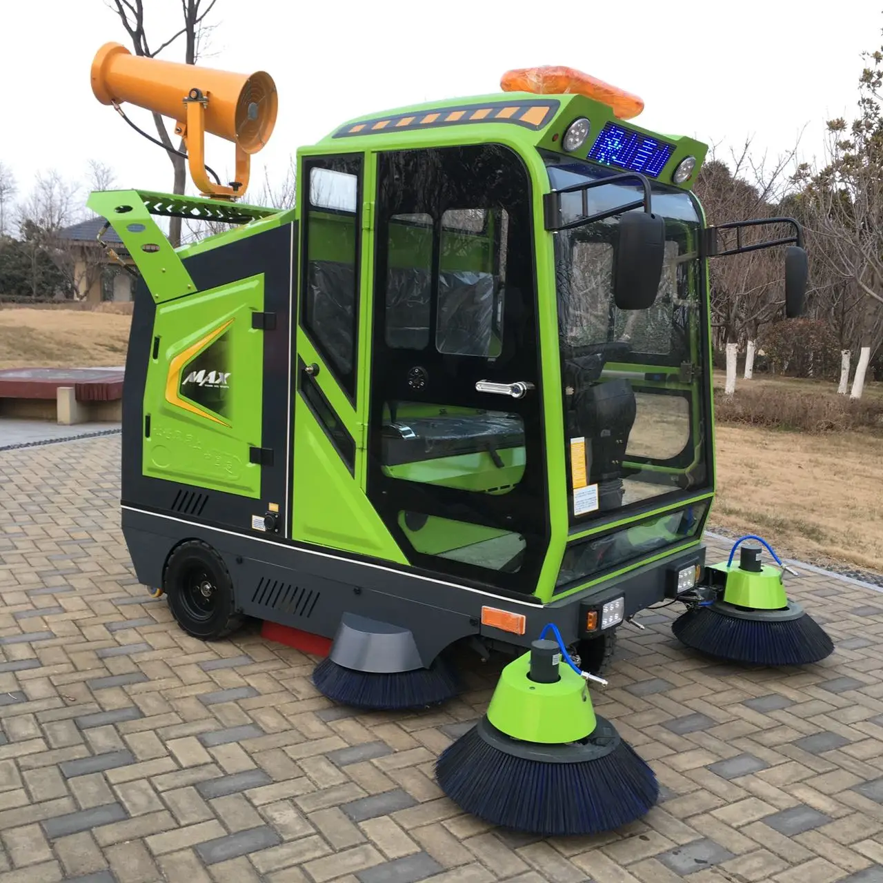 2026 New Model High Efficiency Cost Effective 2300mm 5 Brush Ride Electric Road Sweeper Industrial Cleaning Machine Motor 48V