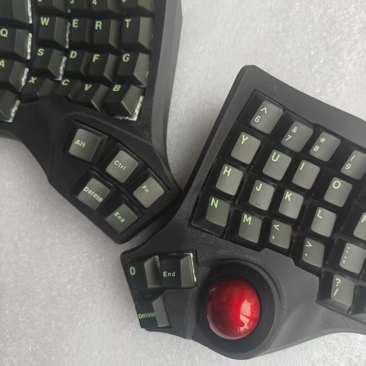 Charybdis MK2 4X6 Layout Trackball Split Keyboard Custom MX Welding Switch Wired/Bluetooth Wireless Split Mechanical Keyboard