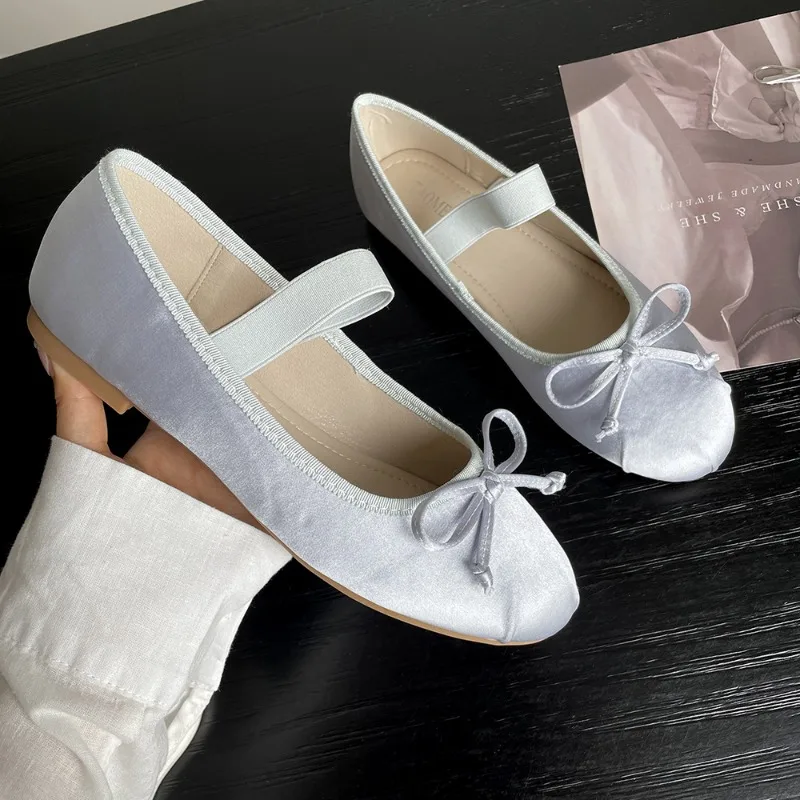 Ballet Flats Women Shoes 43 Mary Jane Shoes Round Toe Women\'s Shoe Bow Silk Satin Flats Women Shoes Plus Size 33-43 Valentine