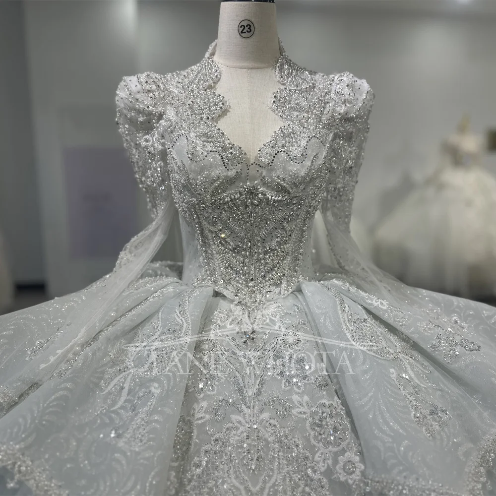 Women's Scalloped Long Sleeve Lace-Up Back Beaded Sequins Wedding Dress Customized Ball Gown Bridal Dress