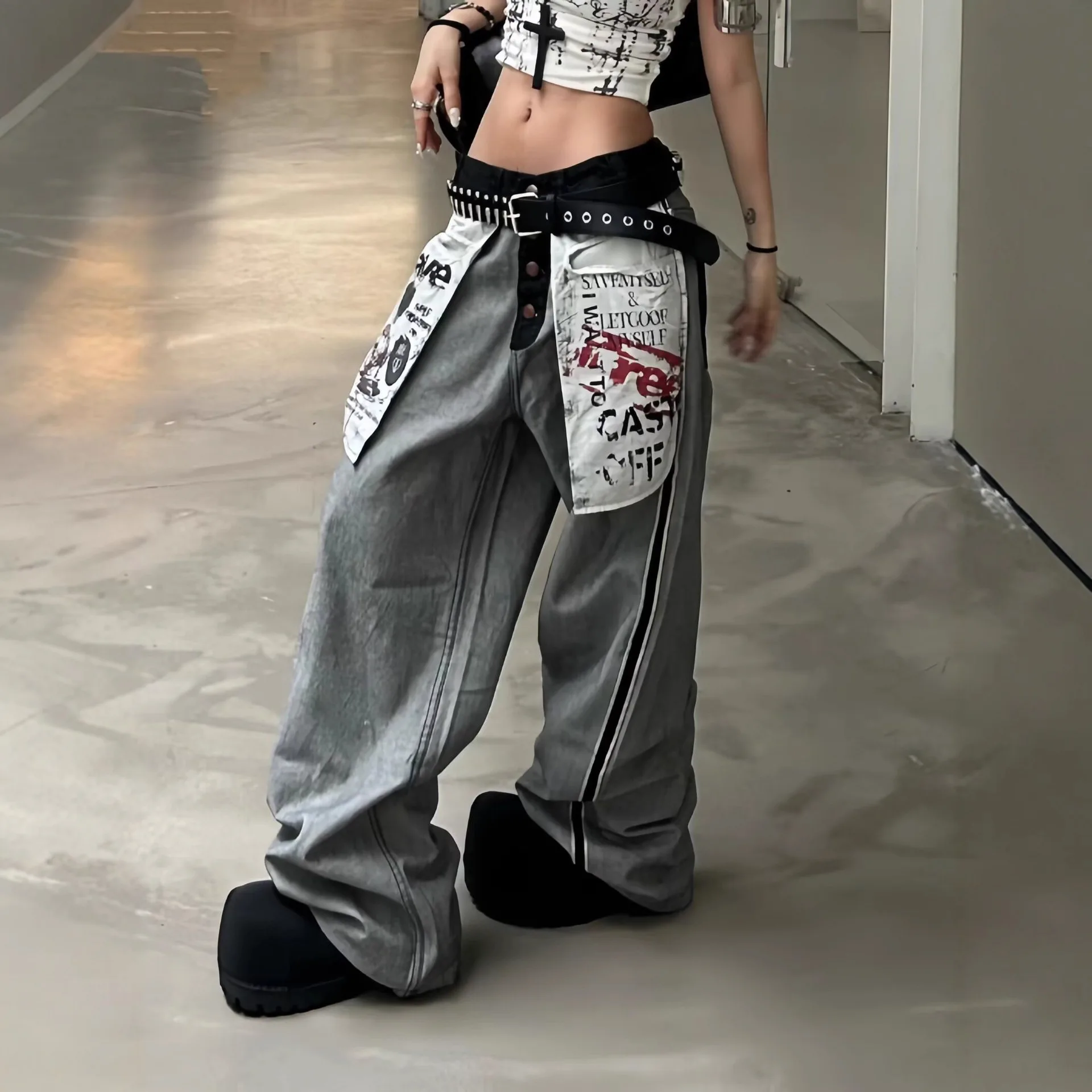 

Retro Pocket Printed Patchwork Design Wide Leg Jeans for Women Loose Fit Spicy Girl Hip-hop Curved Knife Pants