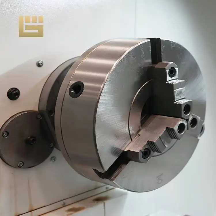 Ck6140 Ck6150 آلة أفقية للتحكم في المعادن Fanuc Gsk Siemens سرير مسطح مخرطة CNC