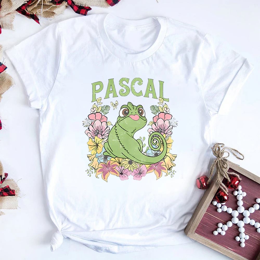 2025 Tangled Pascal Shirt Floral Rapunzel Family Shirts Magic Kingdom T-shirt Ecopt Short Sleeve Tees Y2k Women Vacation Tops