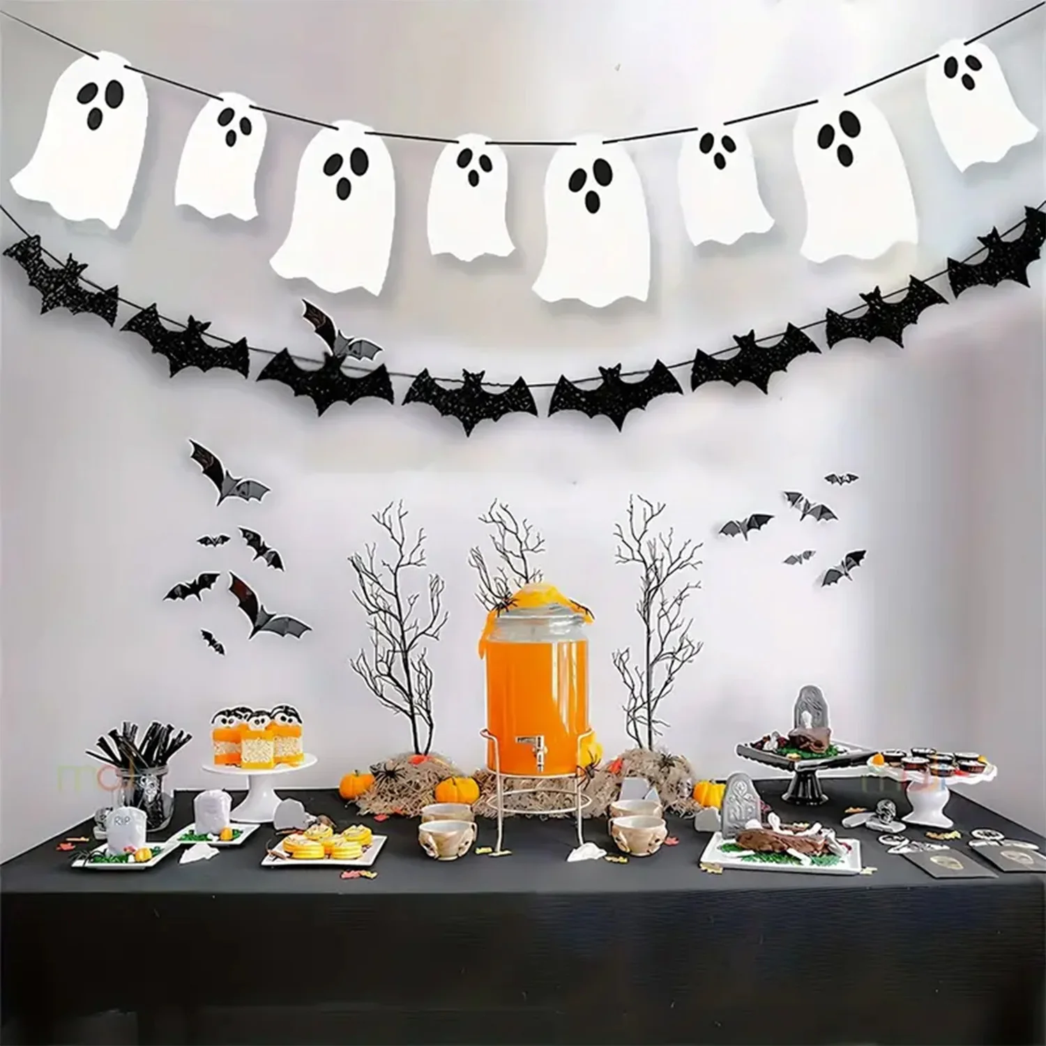 8pcs White Size Ghost Gold Onion Paper Banner Flag Pulling Halloween Ghost Theme Party Indoor and Outdoor Decoration