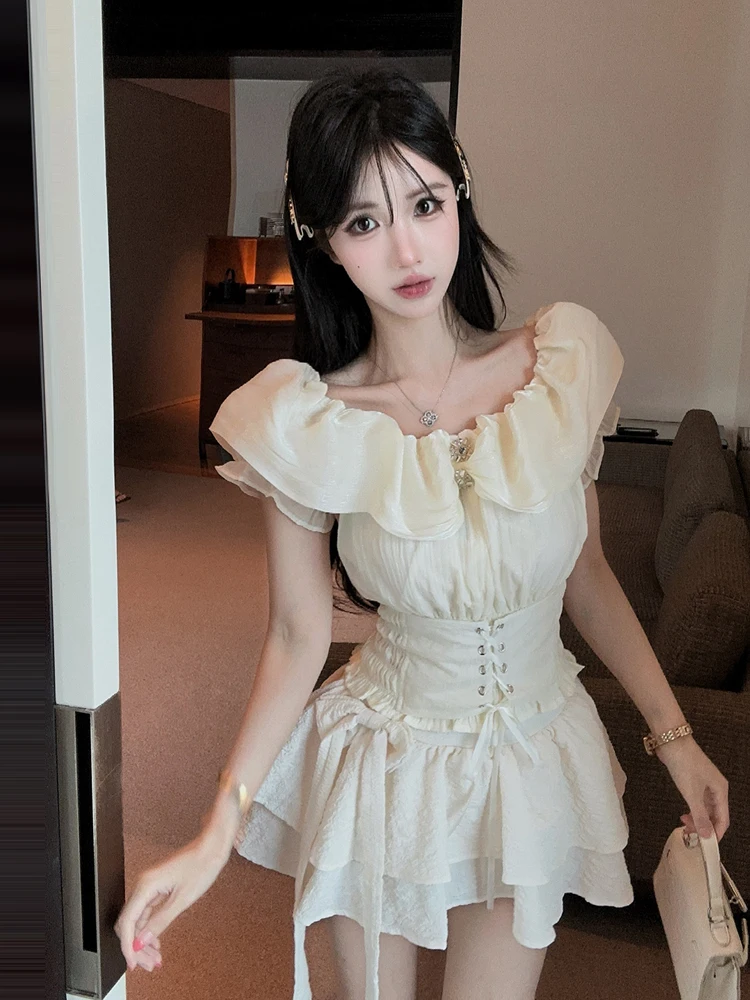 Sweet Pure Desire Girl Shoulder  Bridesmaid Dress Cake Short Skirt Women Summer Set Slimming Effect Folded Design