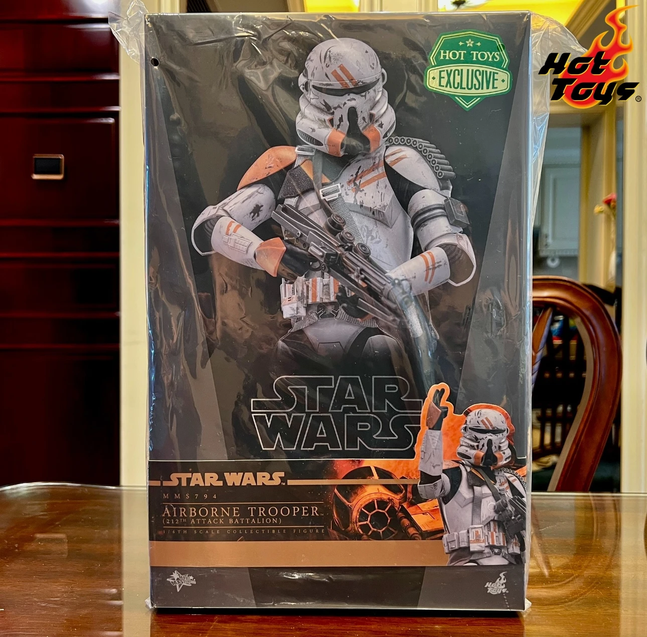 มีสินค้าในสต็อก HT 1/6 MMS794 สตาร์วอร์ส รีเวนจ์ ออฟ เดอะ ซิธ 212 หน่วยรบทางอากาศ