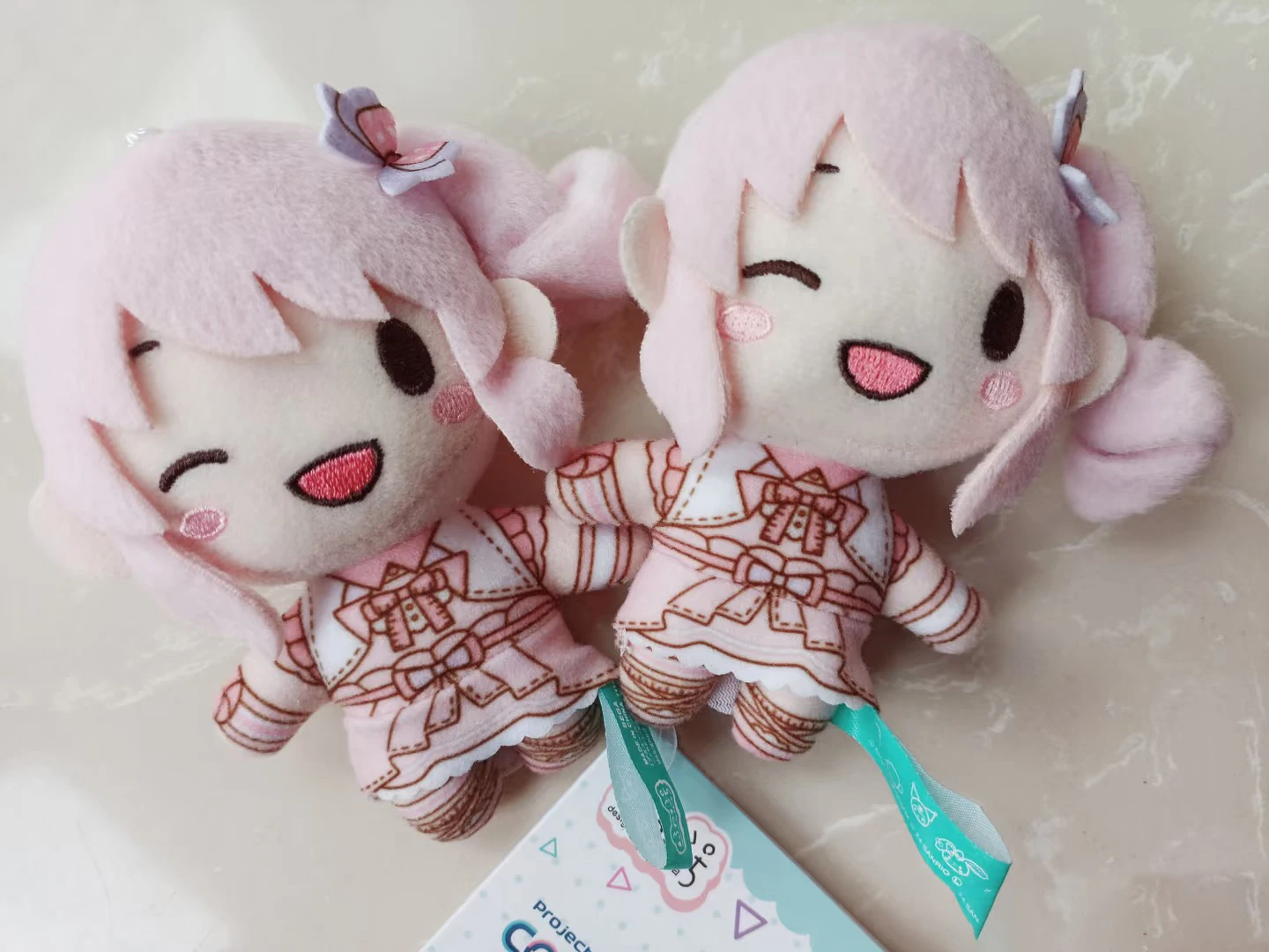 Muñeco de peluche Pjsk de 10cm, proyecto Sekai Akiyama Mizuki, llavero de peluches de peluche, colgante Yoisaki Kanade, mochila, bolso, decoración, regalo