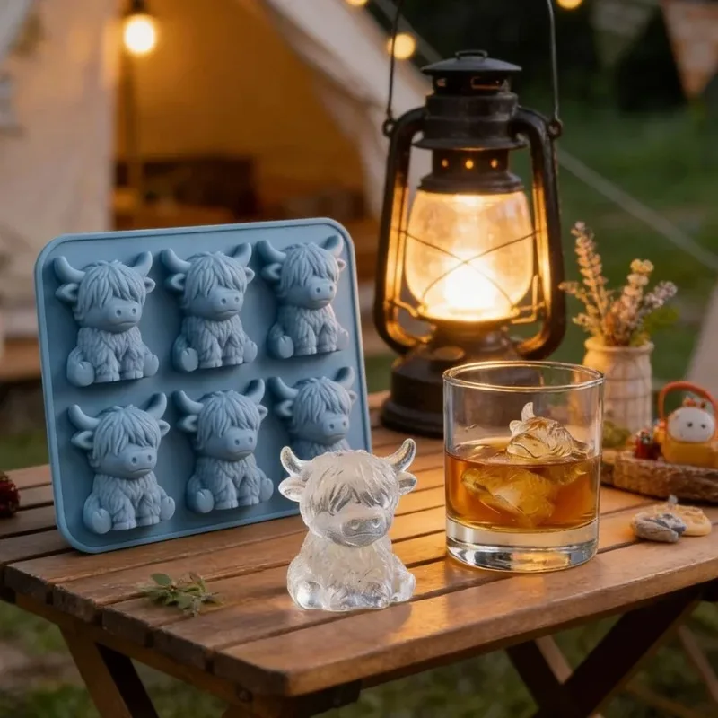 Niedliche Highland-Kuh Schokoladen-Eiswürfelform Silikonform Süße 3D-Eiswürfel für Whiskey, Cocktails, Bier & Getränke Wiederverwendbare Silikonformen