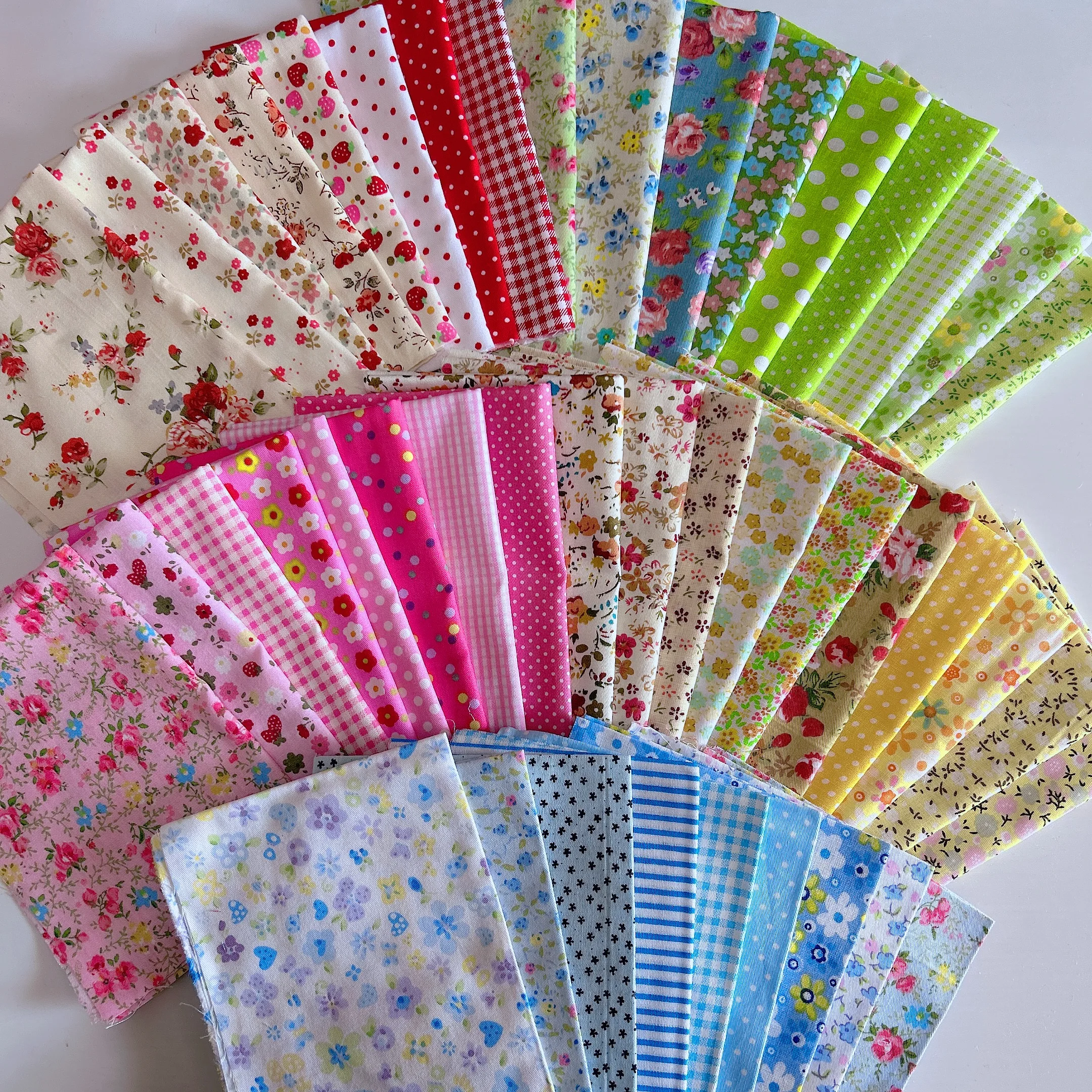 20x30cm Green Pink Blue Floral Print Cotton Patchwork Fabric Quilting Material For Sewing Dolls And Bags Needlework Accessories
