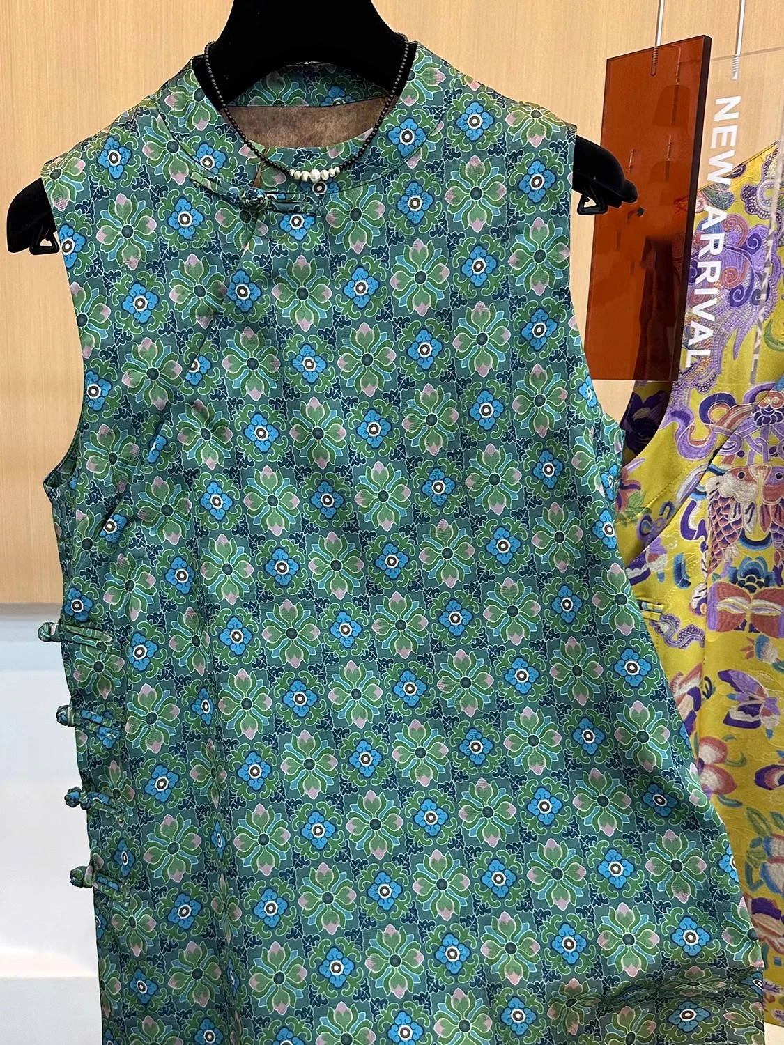 

New Chinese Sle Floral Print Women's Vest Bal Mid-Length Top Button Detail Commute Summer High-End Feel