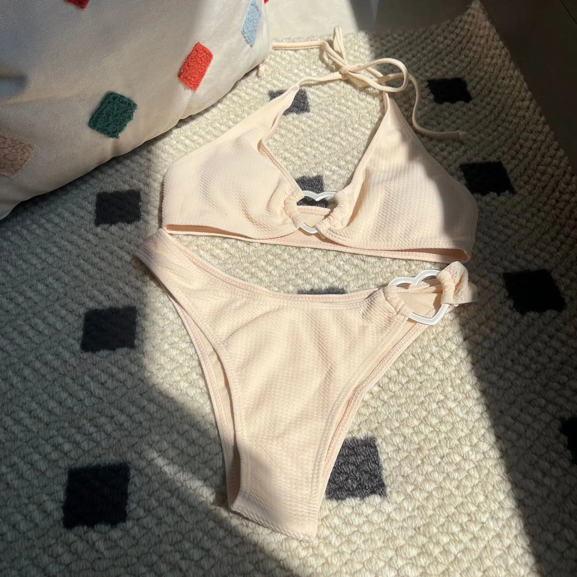 Maillot de bain deux pièces en dentelle, sexy, extrême, taille haute, en forme de cœur, coupe haute, style brésilien, pour femmes, nouvelle tendance