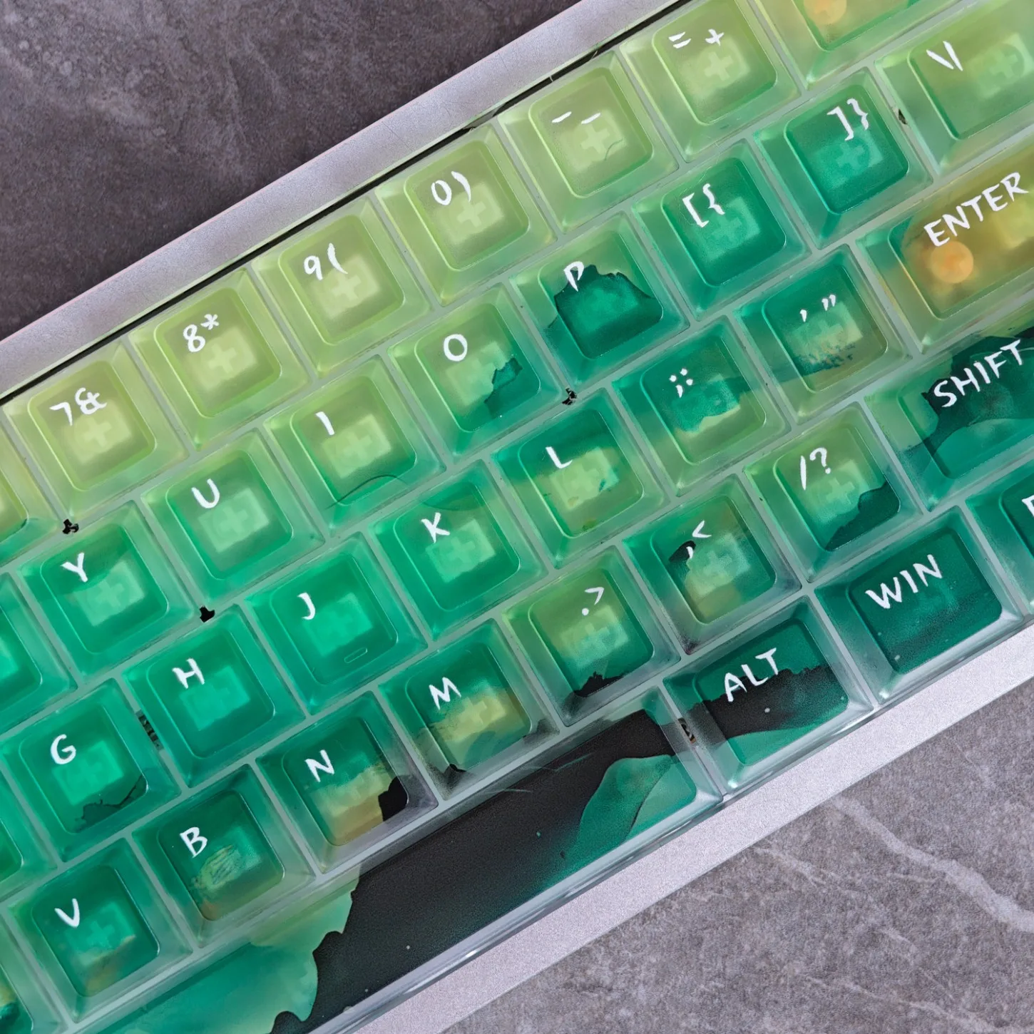 Picture 5: Cherry Green Moss Mist Transparent Keychain Kit PC 115 Key Cap 61/75/87/104/108 Mechanical Keyboard