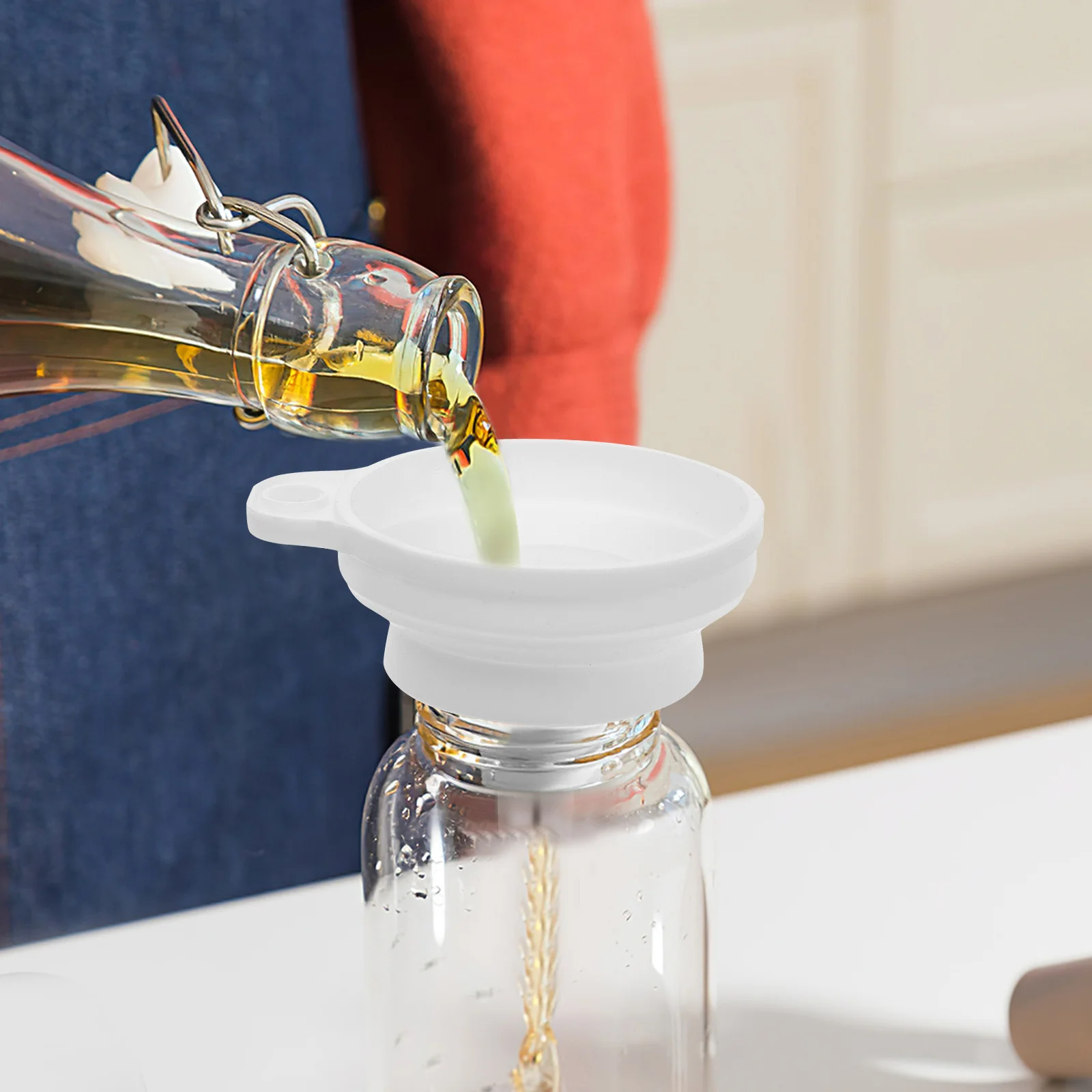 

5Pcs Silicone Funnels Foldable Kitchen Oil Funnel for Easy Transferring Liquids Condiments Wide Mouth Multi Functional Home