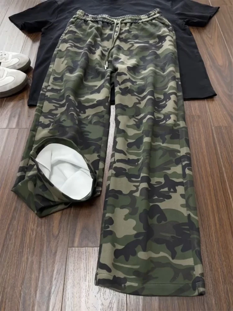 

Американские камуфляжные спортивные штаны в стиле ретро, мужские модные осенние спортивные штаны с прямыми штанинами, расклешенные брюки с высокой талией, украшенные
