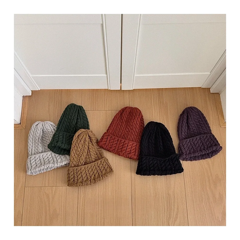 

Toddler Boys Girls Soft Knit Beanie 2025 Korean New Kids Baby Hat Autumn Winter Warm Cable Thick Knitted Hat Multiple Colors