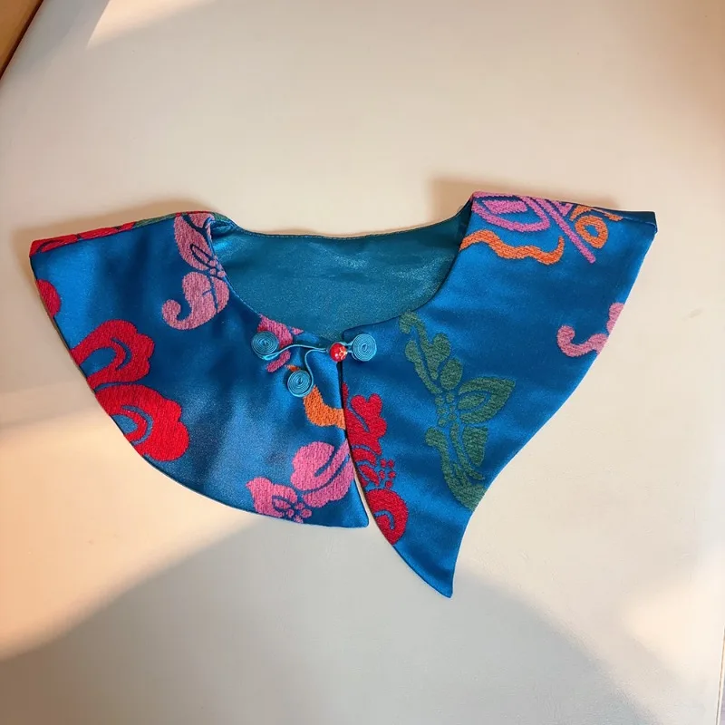 

Retro frog button children's girl shawl cloud collar heavyweight satin jacquard Chinese-style outerwear detachable collar