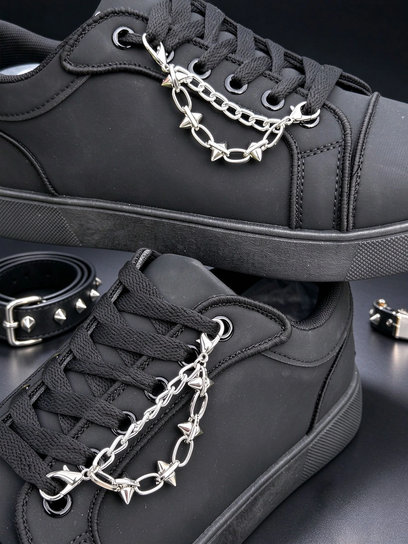 2 pieces of rivet chain shoe accessories, Gothic-style shoe pendant accessories, suitable for shoes, bags and keychains - DIY sh