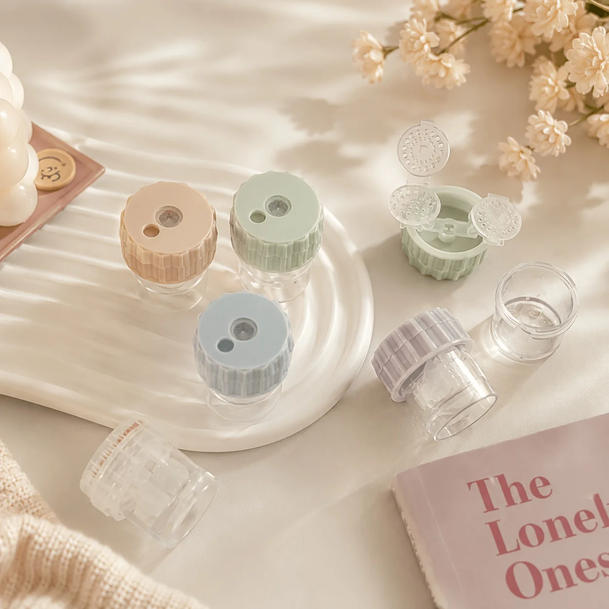 1/2Pcs Random Color Rotating Transparent Glasses Case, Compact Eyewear Box with Detachable Inner Basket