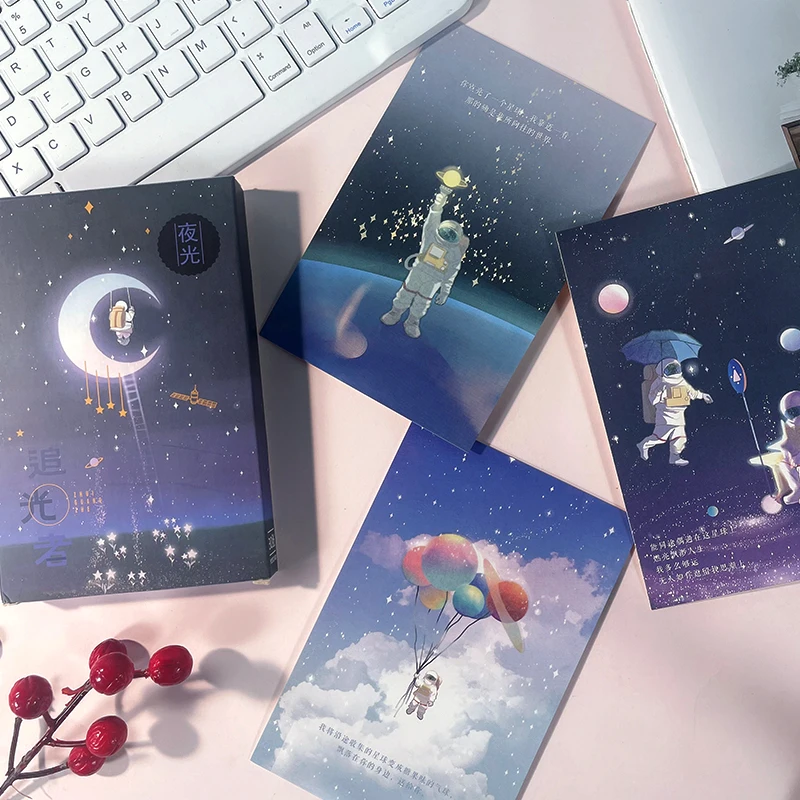 30pcs/set Astronaut Cosmic Starry Sky Noctilucent Postcards High Quality HD Earth Moon Galaxy Exquisite Creativity Greeting Card