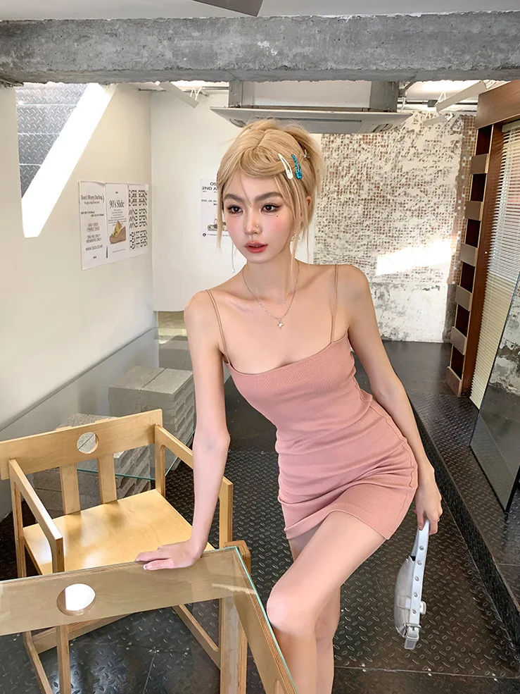 ชุดเดรสทรงบอดี้คอนสีเขียวสำหรับงานฉลองวันเกิดครบรอบ 15 ปี งานเลี้ยงฉลอง งานเต้นรำ งานราตรี สวยงาม หวาน น่ารัก น่าหลงใหล