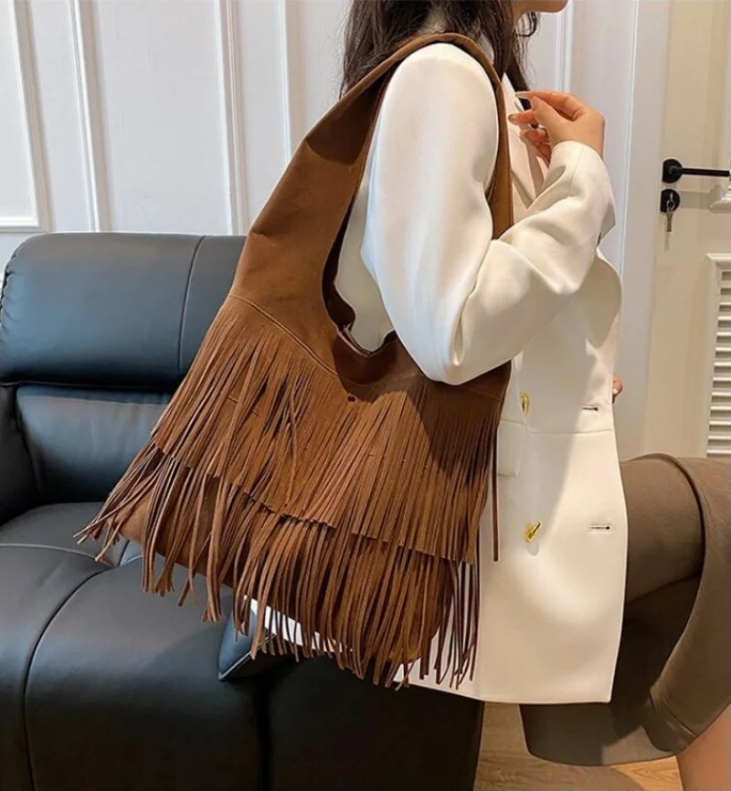 Faux Suede  Women Large Shoulder Bags England Style Vintage Bags  Coffee Tassels Bags Classic Female Packages Traveling Bag