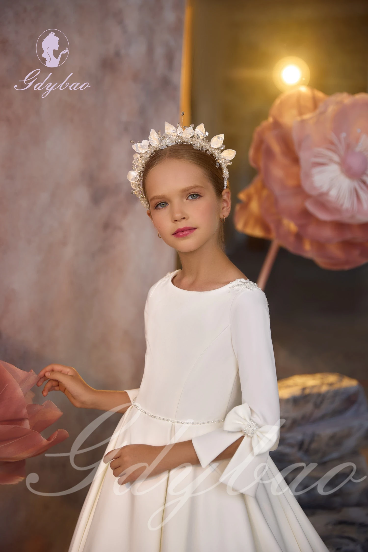 Customized Flower Girl Dress For Wedding Lace 3/4 Sleeves Puffy With Tail Bow Kids Birthday Party First Communion Ball Gown