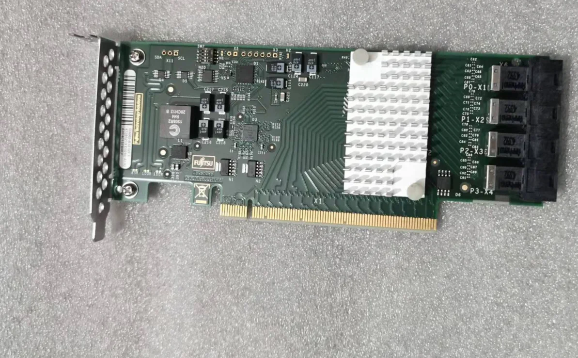 Fujitsu D3262-A12  Controller U.2 NVMe SSD card PEX8732 adapter card