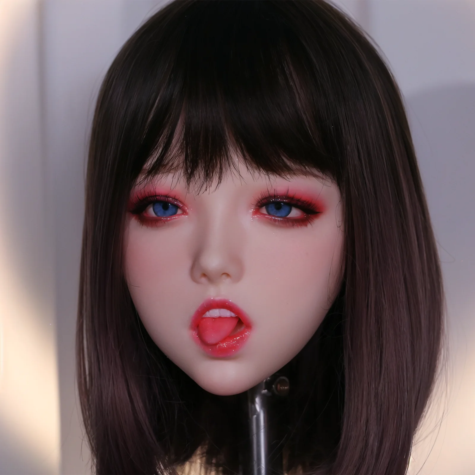 يمكن تنظيف رأس نموذج المكياج الرائع باستخدام مزيل المكياج. تتميز بواجهة لولبية M16، وسوف الاستلام