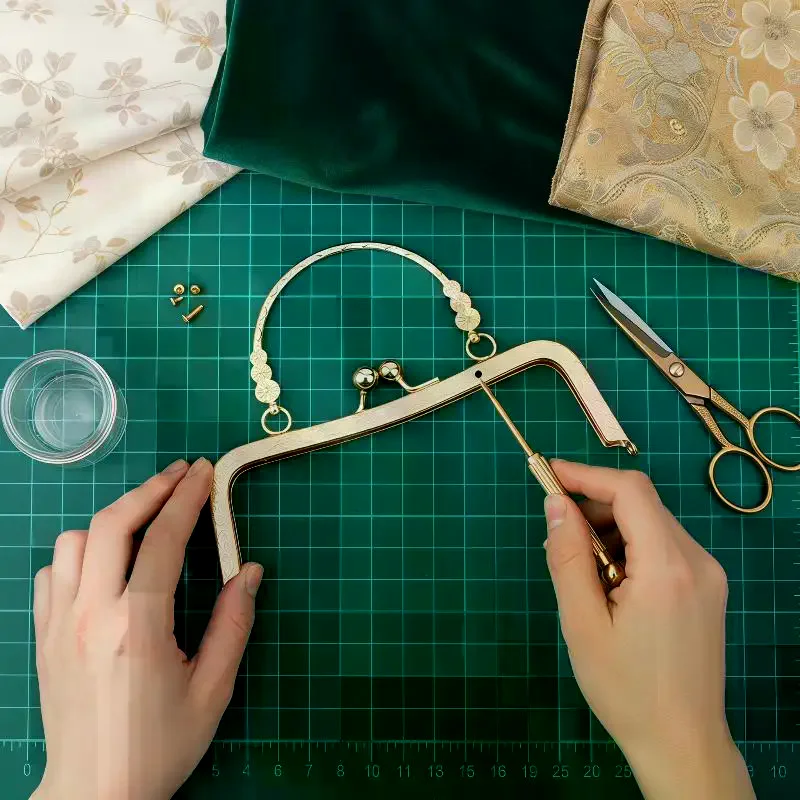 Metal Purse Frame with Curved Handle, Kiss Lock Clasp Hardware for DIY Handmade Coin Bag Clutch