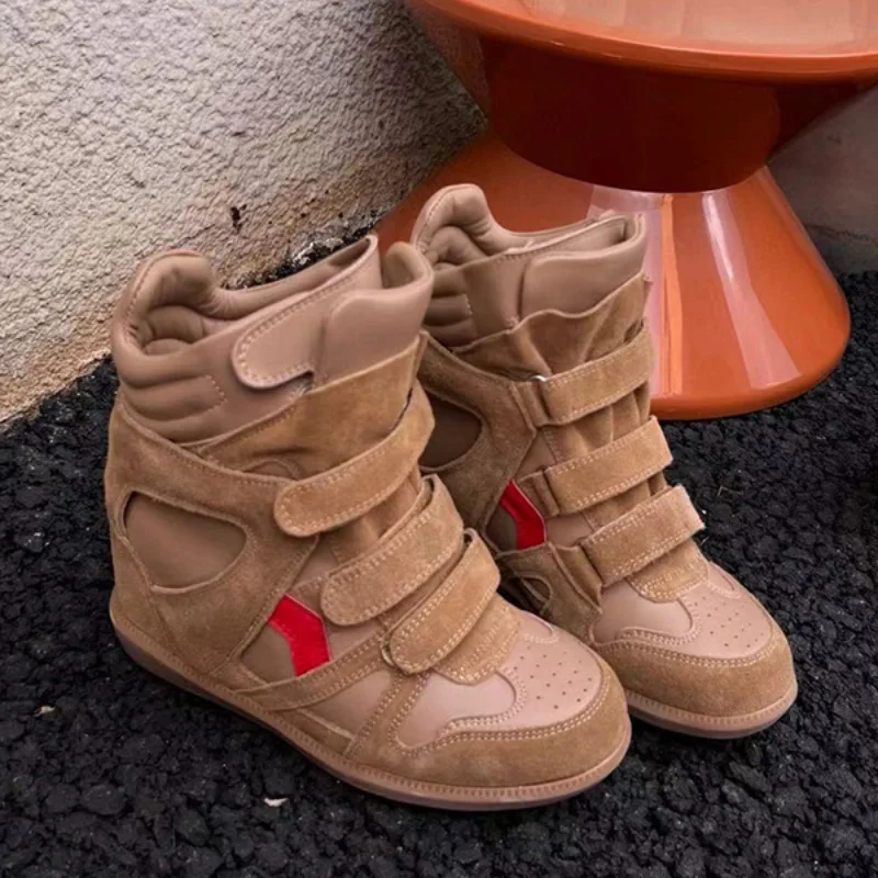 

Thick-soled Casual Sneakers New Women's Versatile Fashion Casual Shoes Stylish Retro High-top Design Comfortable Sports Shoes